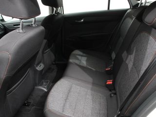 Voertuigafbeelding 35