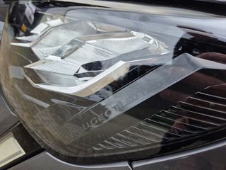 Voertuigafbeelding 15