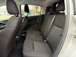 Voertuigafbeelding 11