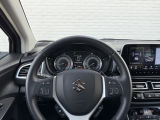 Voertuigafbeelding 12