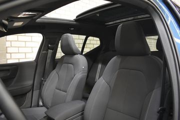 Voertuigafbeelding 3