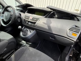 Voertuigafbeelding 16