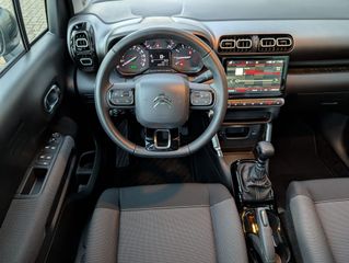 Voertuigafbeelding 16