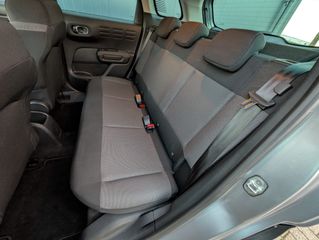 Voertuigafbeelding 5