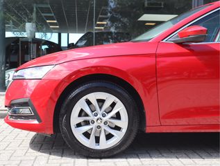 Voertuigafbeelding 23