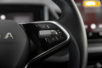 Voertuigafbeelding 12