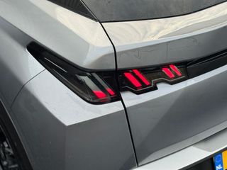 Voertuigafbeelding 13