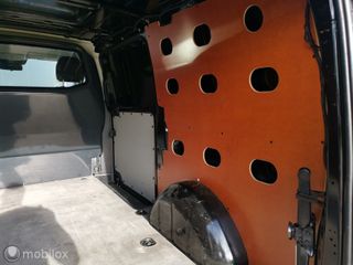 Voertuigafbeelding 12