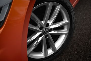 Voertuigafbeelding 4