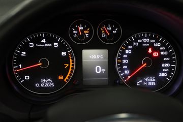 Voertuigafbeelding 15