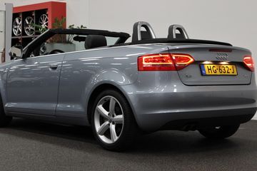 Voertuigafbeelding 4