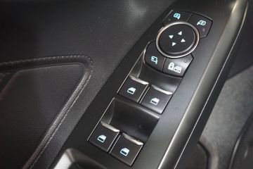 Voertuigafbeelding 9