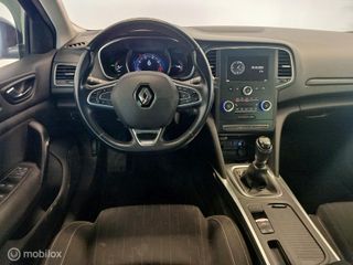 Voertuigafbeelding 6