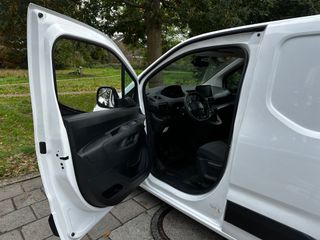 Voertuigafbeelding 7