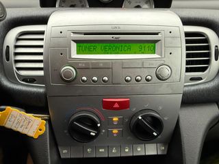 Voertuigafbeelding 10