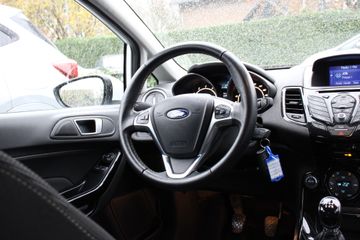 Voertuigafbeelding 6