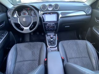 Voertuigafbeelding 6