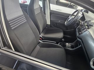 Voertuigafbeelding 8