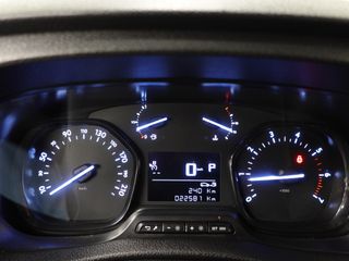 Voertuigafbeelding 16