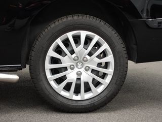 Voertuigafbeelding 5