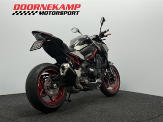 Voertuigafbeelding 13