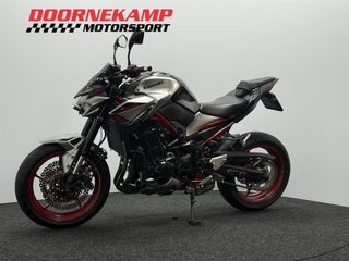 Voertuigafbeelding 6