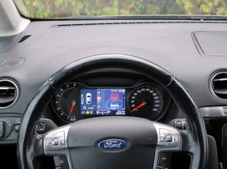 Voertuigafbeelding 12