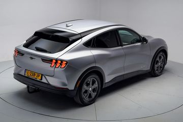 Voertuigafbeelding 13