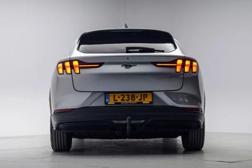 Voertuigafbeelding 32