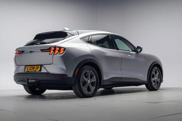 Voertuigafbeelding 36