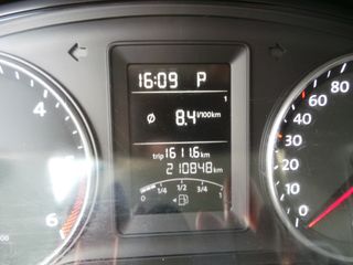 Voertuigafbeelding 11