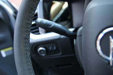 Voertuigafbeelding 14