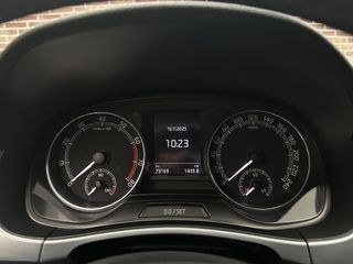 Voertuigafbeelding 25