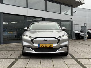 Voertuigafbeelding 7