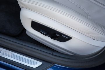 Voertuigafbeelding 25