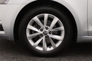 Voertuigafbeelding 23