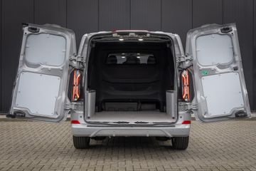 Voertuigafbeelding 9