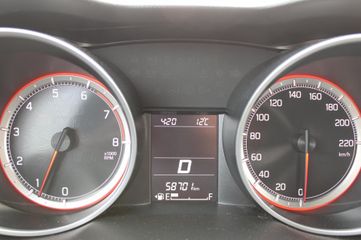 Voertuigafbeelding 16