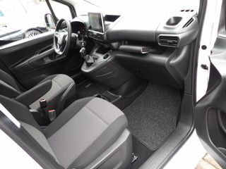 Voertuigafbeelding 11