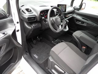 Voertuigafbeelding 8