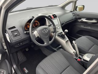 Voertuigafbeelding 6