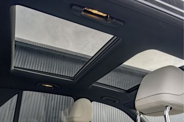 Voertuigafbeelding 16