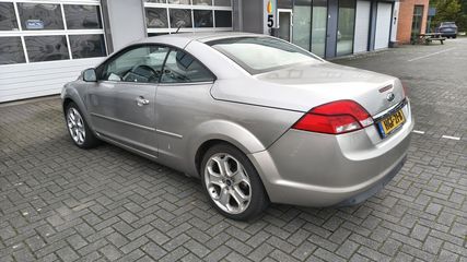 Voertuigafbeelding 3