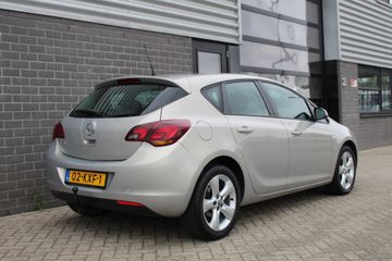 Voertuigafbeelding 4