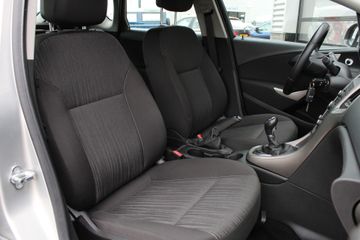 Voertuigafbeelding 9