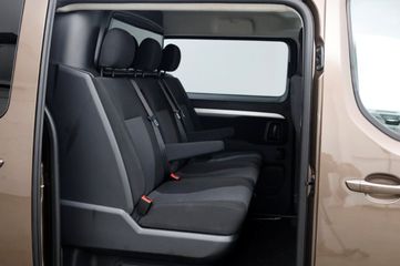 Voertuigafbeelding 8