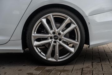 Voertuigafbeelding 15