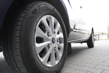 Voertuigafbeelding 10