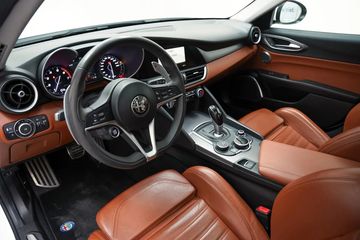 Voertuigafbeelding 17