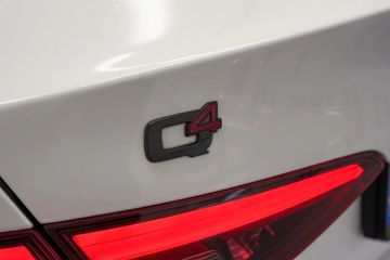 Voertuigafbeelding 38